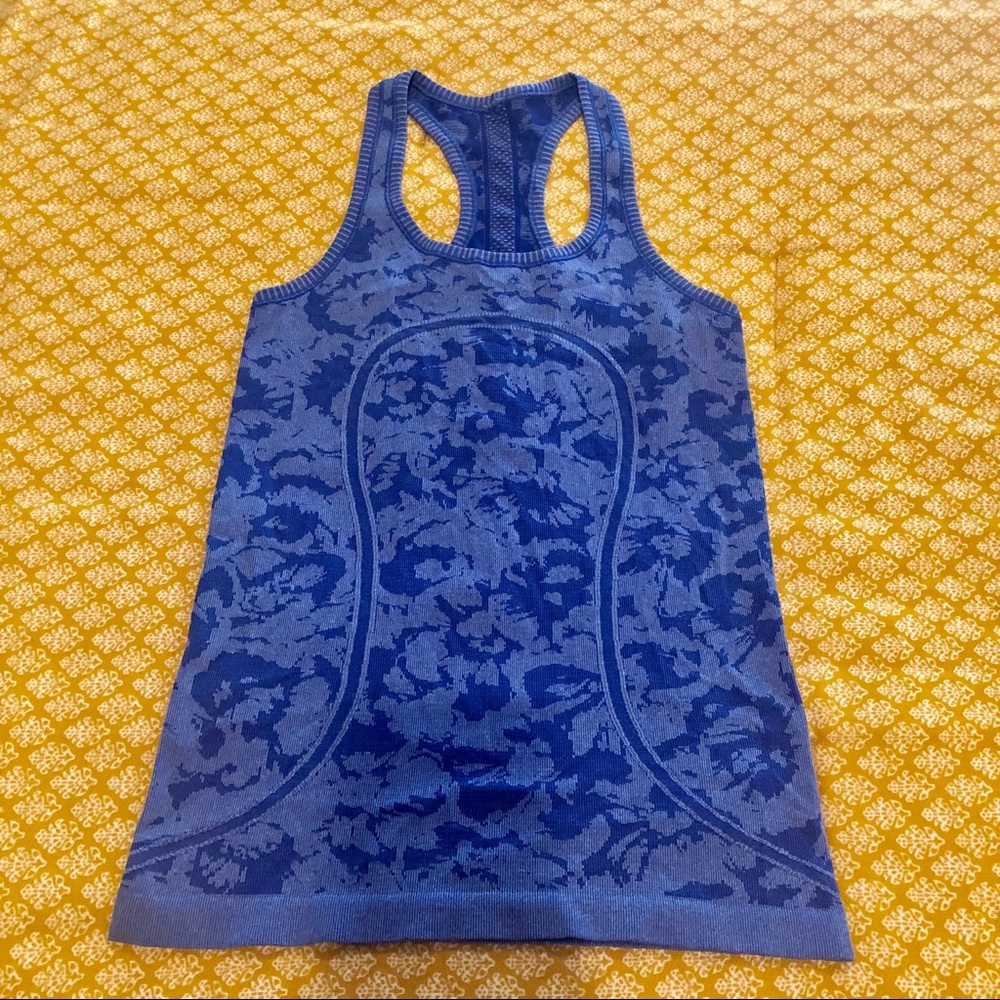 Lululemon tank